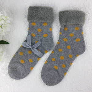 Grey with pink spots cuff socks